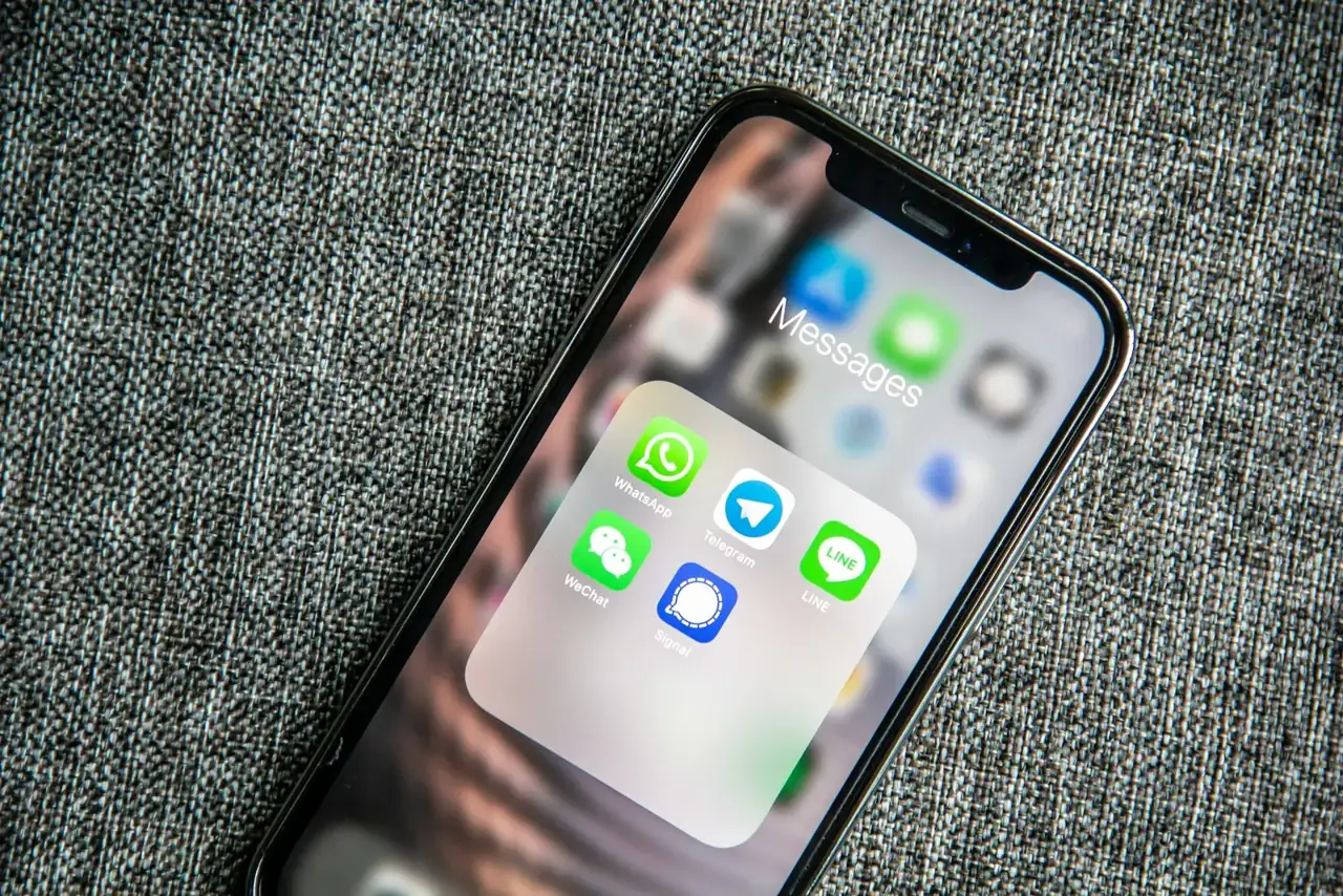 WhatsApp Customer Service